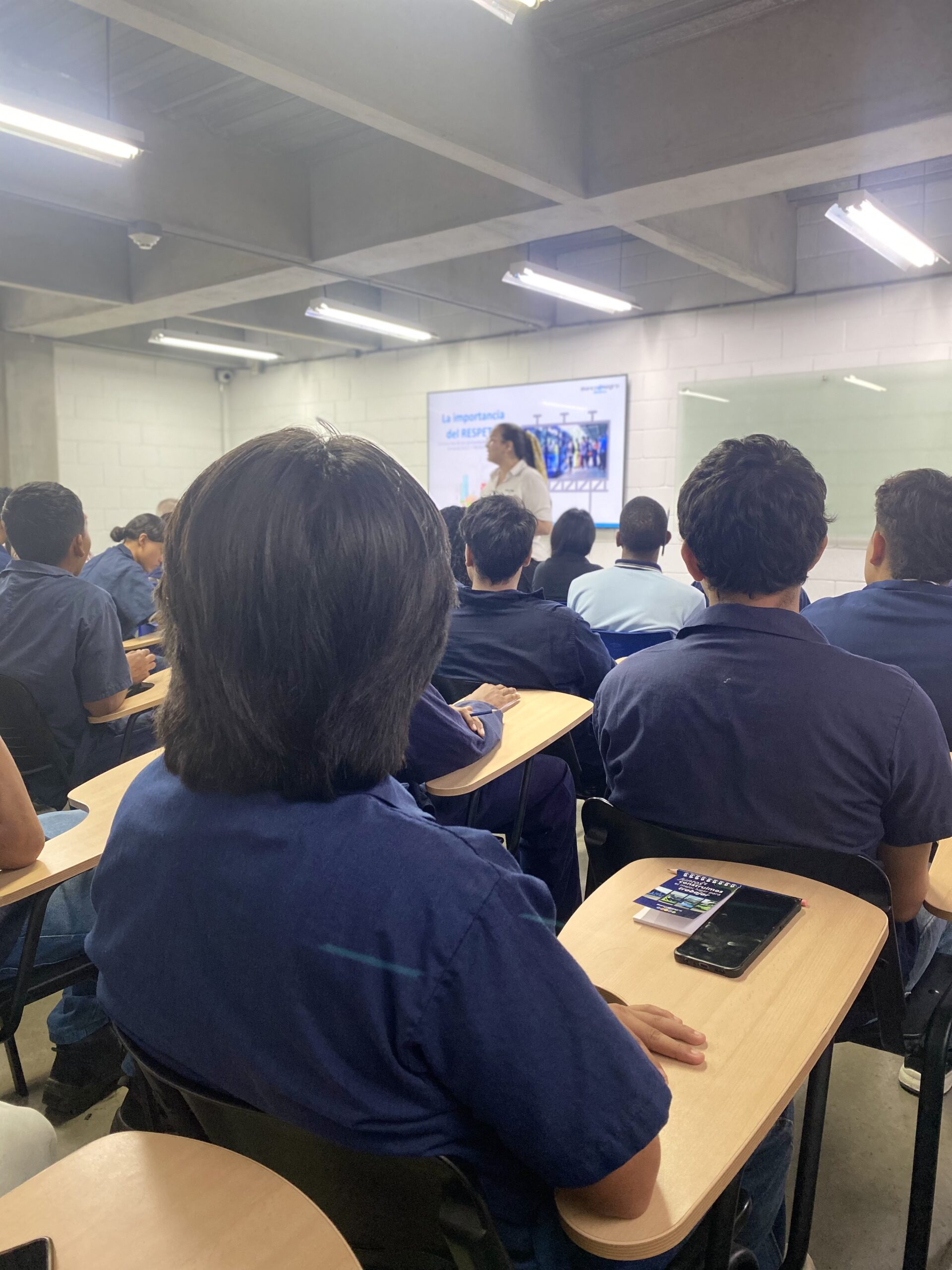 Metro Cali Impulsa el Futuro Laboral de Jóvenes con Innovador Piloto de Empleabilidad