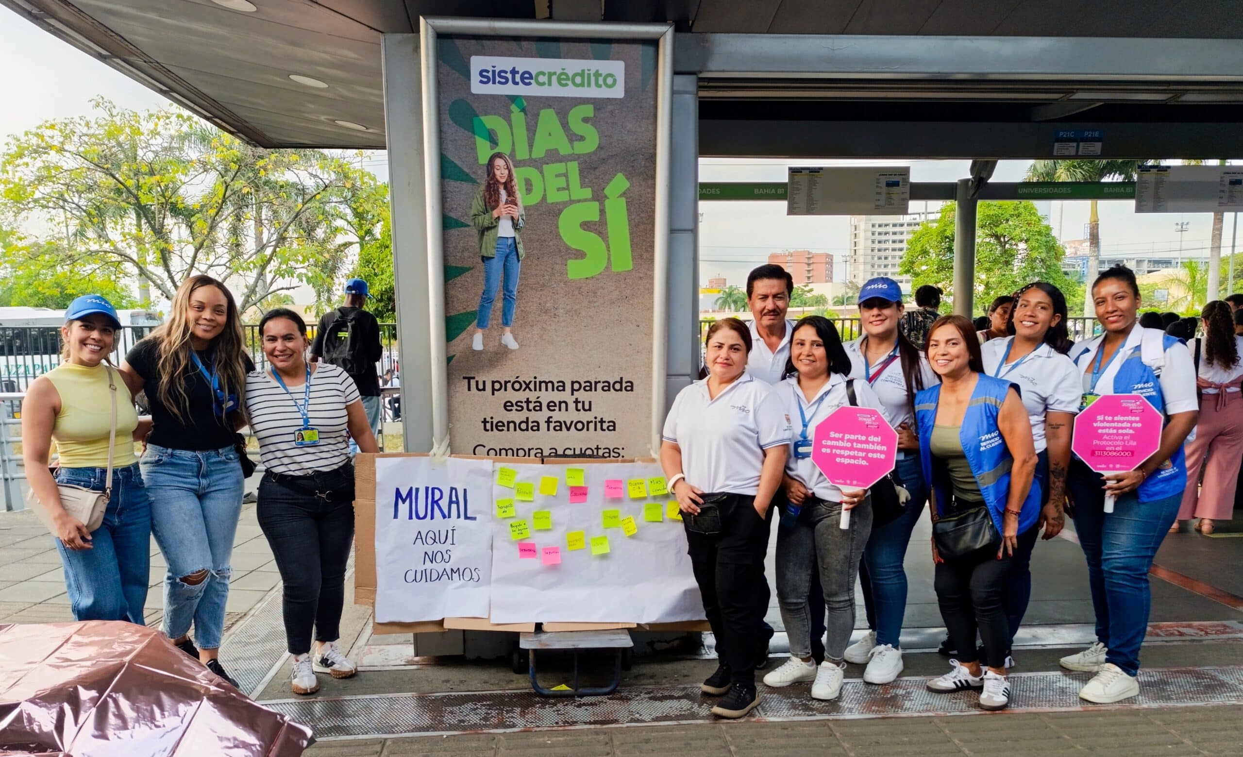 Mensajes de esperanza, solidaridad y afecto por Cali hicieron parte de la jornada “MIO cerca de ti”, una iniciativa desarrollada por la Oficina de Cultura MIO y Gestión Social de Metro Cali para acompañar a los usuarios después del sismo registrado el pasado 10 de agosto.
